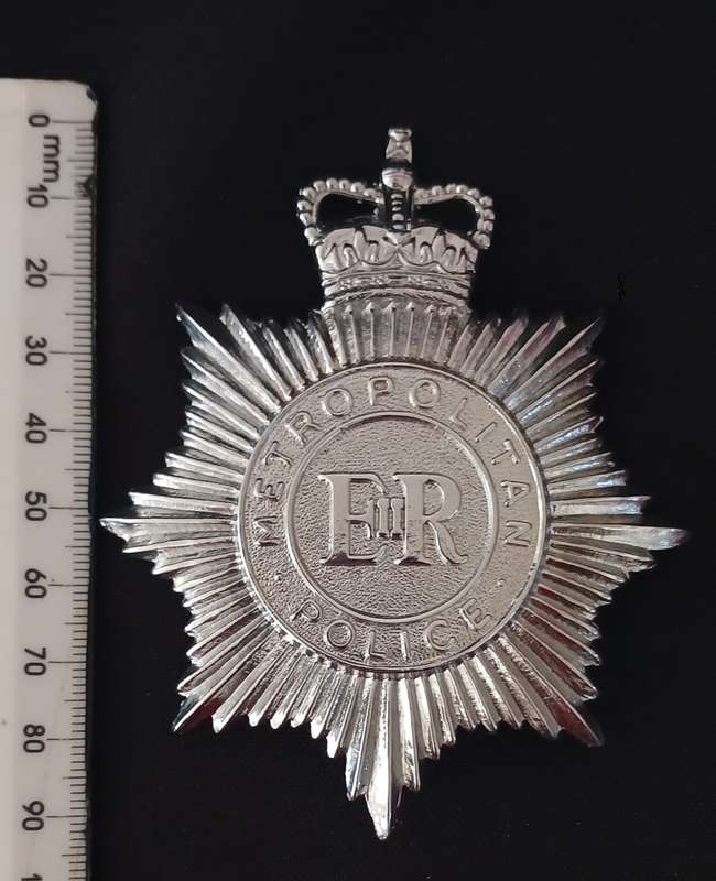 METROPOLITAN POLICE HELMET PLATE  ( With Makers Mark  FIRMIN LONDON )             C16