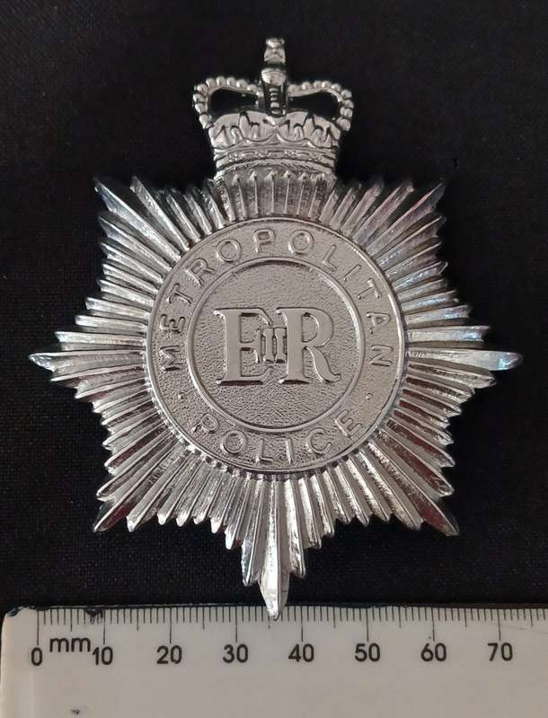 METROPOLITAN POLICE HELMET PLATE  ( With Makers Mark  FIRMIN LONDON )             C16