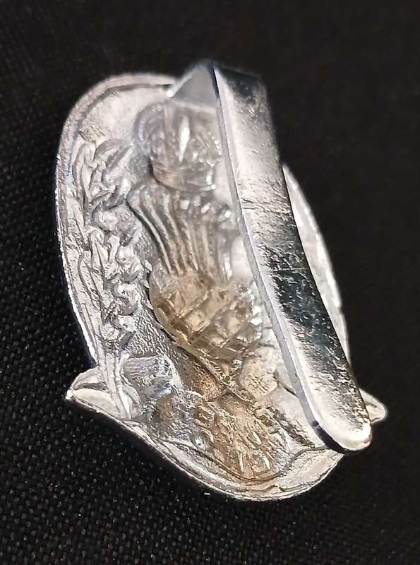 SCOTTISH POLICE CAP BADGE  PRE 1952                     C20