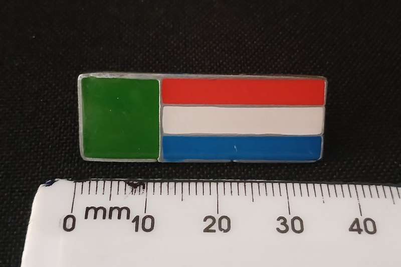 TRANSVAAL ( ZAR ) VIERKLEUR ENAMEL BAR BADGE               C45