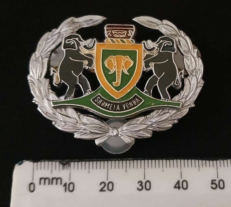 VENDA WARRANT OFFICERS RANK BADGE                           C66