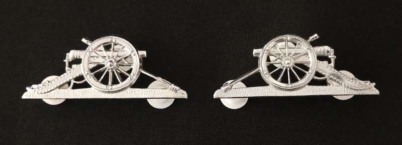 SA ARMY MASTER GUNNER ARTILLERY PROFICIENCY BADGE PAIR            C72