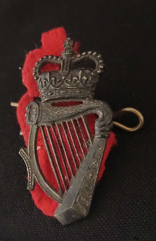 ROYAL ULSTER CONSTABULARY CAP BADGE                 C77