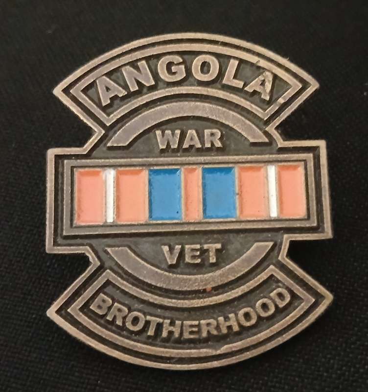 ANGOLA WAR VETERAN BROTHERHOOD BADGE                     C82