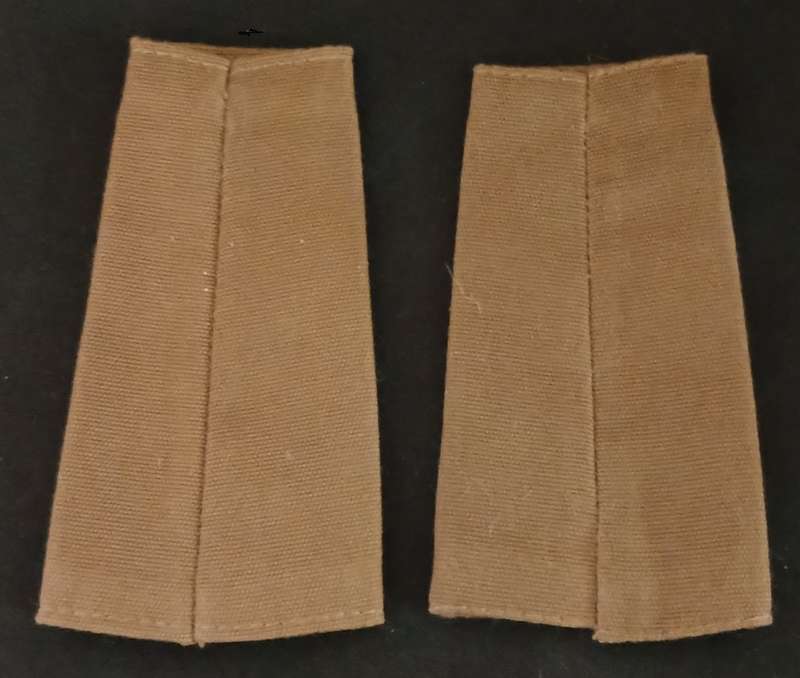 SADF SECOND LIEUTENANT EPAULETTE PAIR                      L6