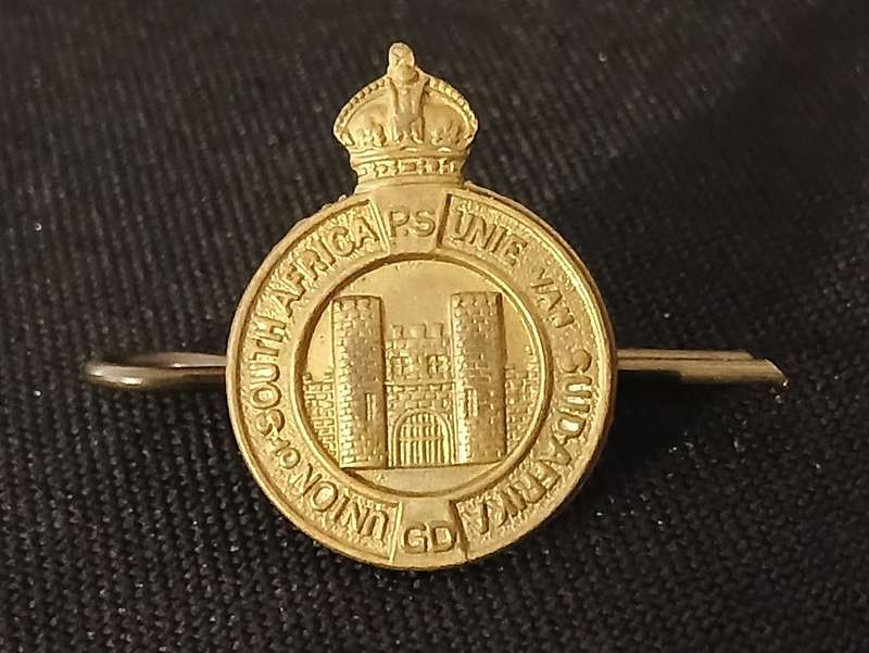 UNION OF SOUTH AFRICA PRISON SERVICE BADGE                   C94