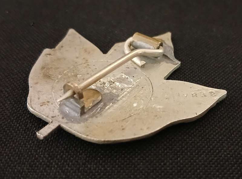 UNKNOWN CANADIAN METAL LEAF BADGE ( TREE OF MERCY ) ( JUSTICE MERCY SERVICE )   C98