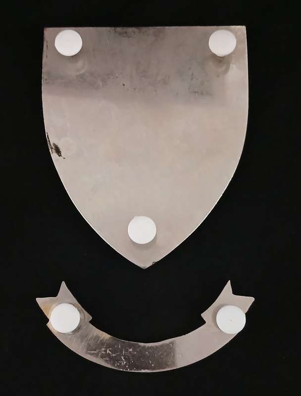 SPECIAL BOAT SERVICE ( SBS ) BADGE RAISED DAGGER AND SCROLL   ( One Pin On Scroll Repaired )     C99