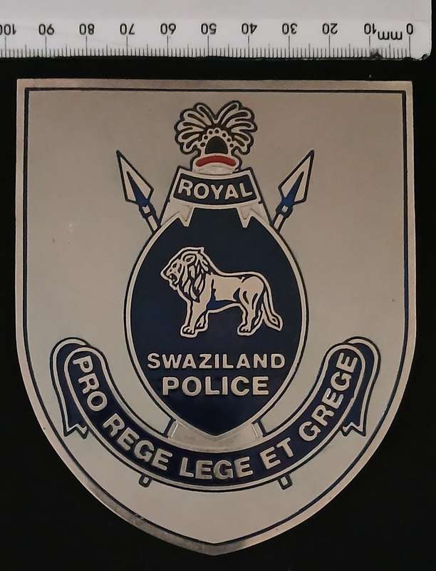ROYAL SWAZILAND POLICE BADGE                         C105
