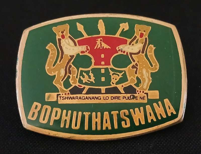 BOPHUTHATSWANA POLICE W.O. RANK BADGE                      C106