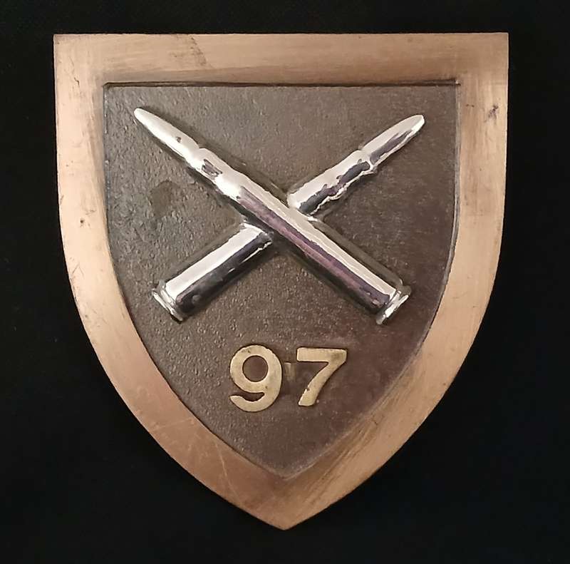 SA ARMY 97 AMMUNITION DEPOT ( DE AAR ) BADGE     Weight : 94.4 grams             C108