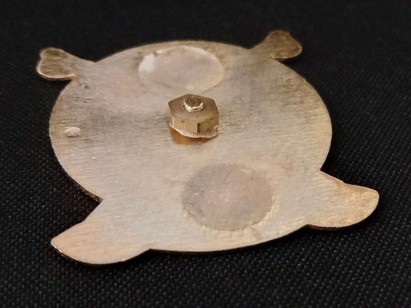 BOTSWANA DEFENCE FORCE CAP BADGE               S11