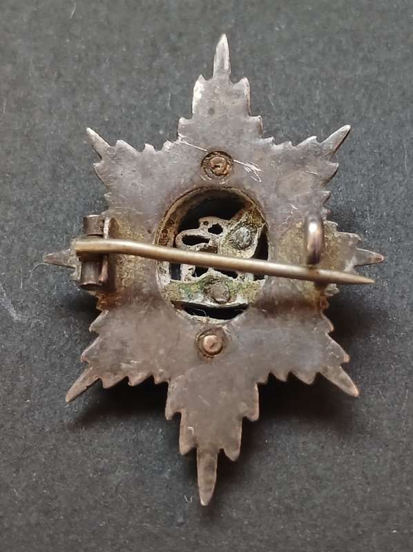 WW2  WORCESTERSHIRE REGIMENT SWEETHEART BADGE                    R55