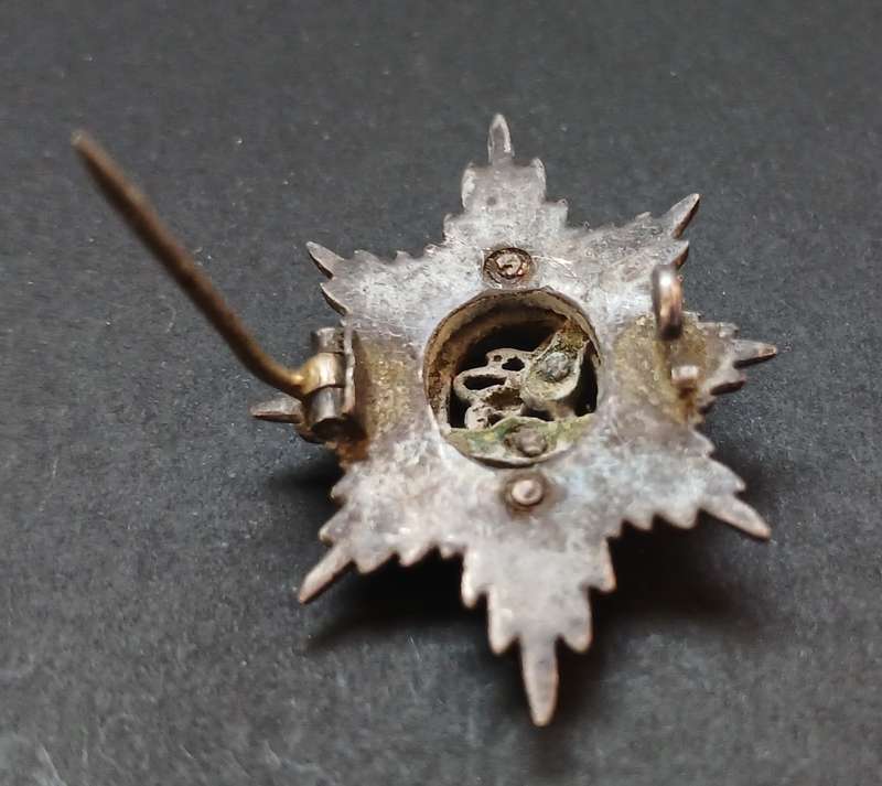 WW2  WORCESTERSHIRE REGIMENT SWEETHEART BADGE                    R55