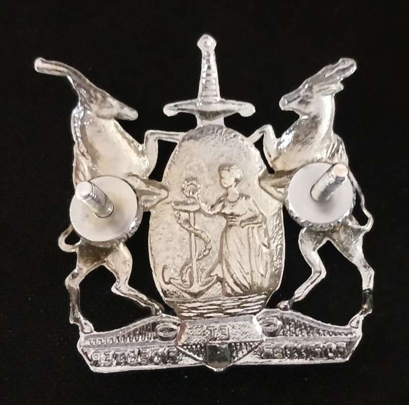 SA. THE COLOURED CORPS CAP BADGE `` SCARCE ``    R80