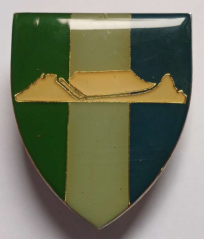 SADF Western Province Signal Unit Shoulder Flash ( Gold Line Round White Mountain )          MM8