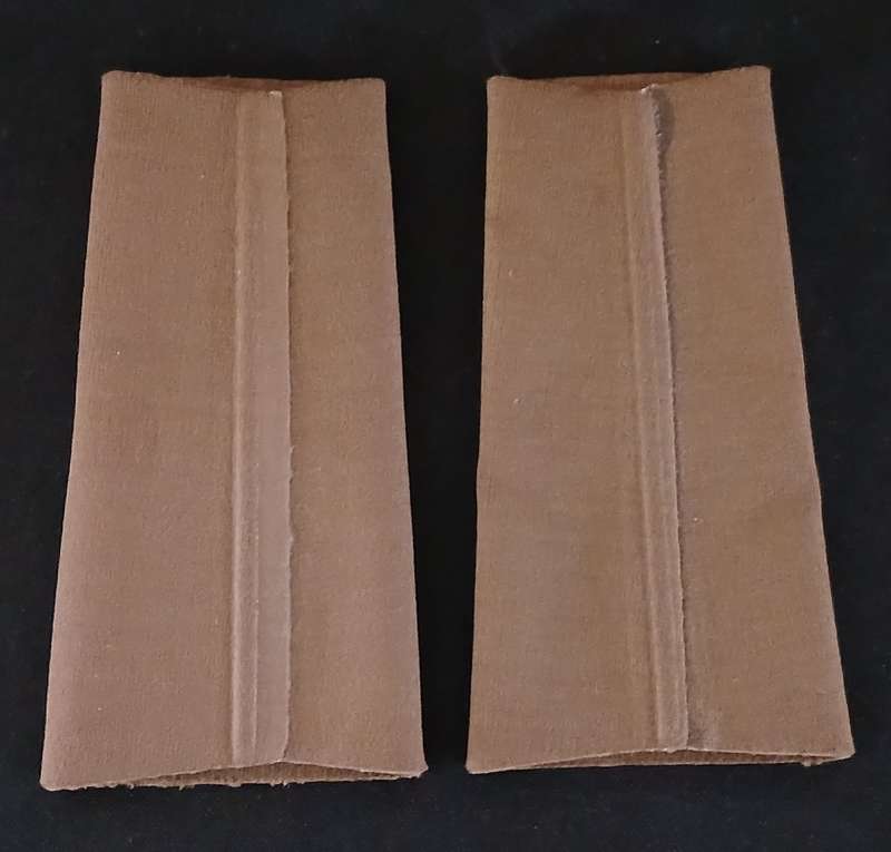SADF LIEUTENANT TUPPERWARE EAULETTES                  R111