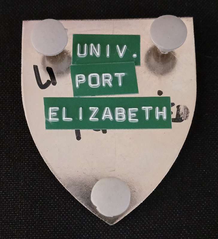 SADF UNIVERSITY  OF PORT ELIZABETH SHOULDER FLASH                       MM26