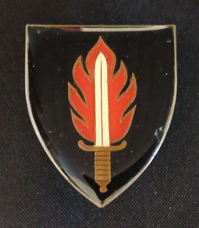 SADF 11 COMMANDO / INTELLIGENCE SCHOOL SHOULDER FLASH                       D174