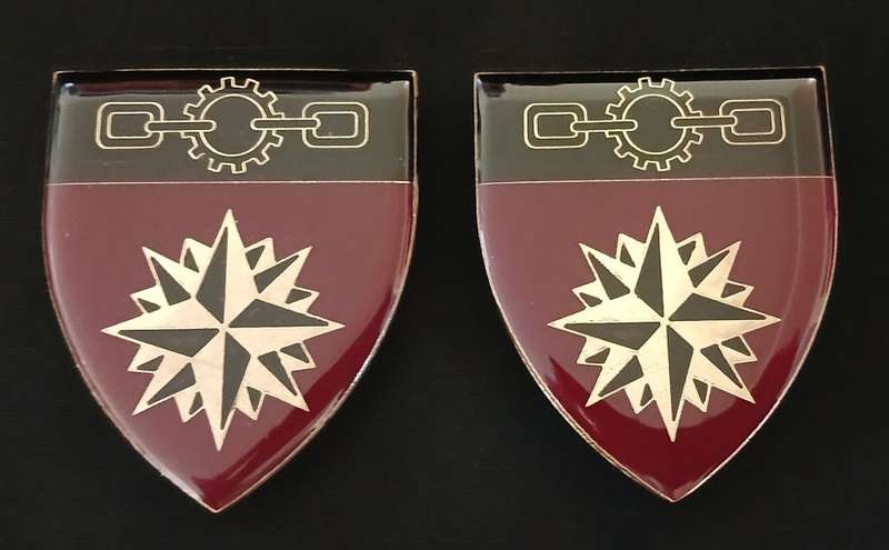 Special Forces Supply Depot Shoulder Flashes ( Maroon and Black NOT ISSUED )         L6