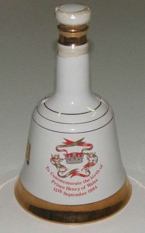 BELLS SCOTCH WHISKEY DECANTER: TO COMMEMORATE THE BIRTH OF PRINCE HENRY OF WALES