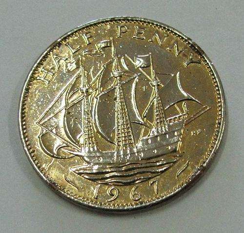 British 1967 Half Penny - EF
