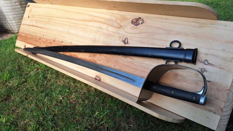 Antique British P1899 cavalry trooper sword