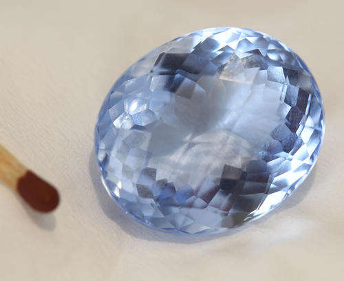 40.15 CT IF TOP SKY BLUE TOPAZ!!! R1 STARTING PRICE VALUE R32000.00 BREATHTAKING!!!!!