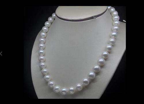 20 INCHES LONG 8-9mm AAA GEM GRADE WHITE NATURAL REAL CULTURED PEARL NECKLACE