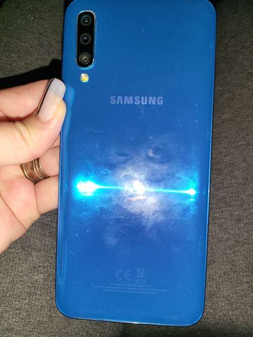 Samsung A50