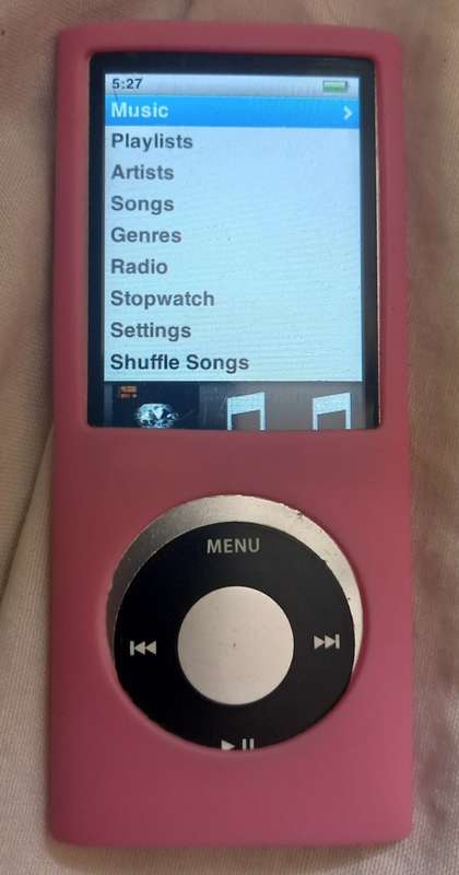 Apple iPod Nano 5th generation 8GB  A1320