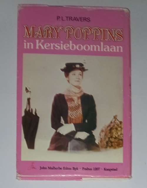 Mary Poppins in Kersboomlaan (Afr)  P L Travares 0869661612