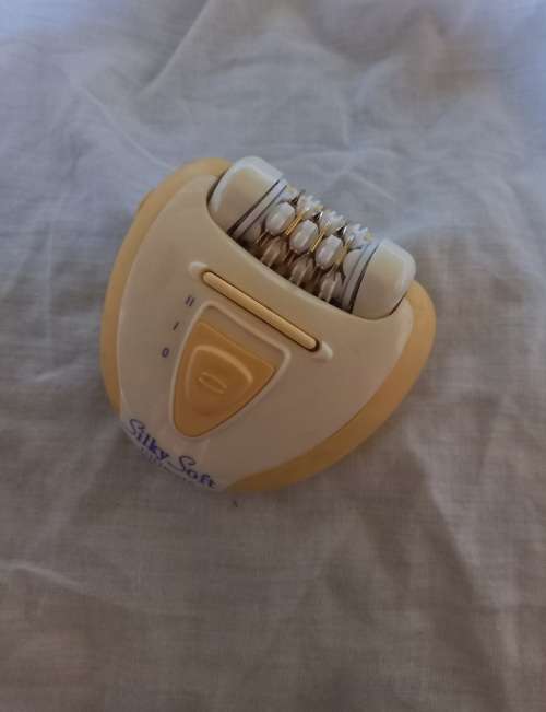 Epilator Silky Soft ultimate hair removal system