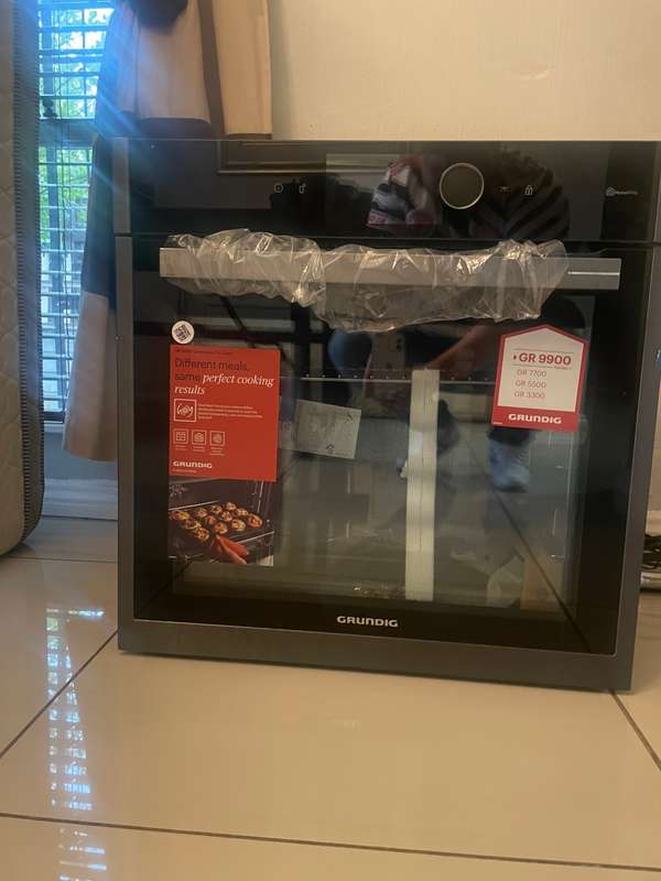 Grundig 600mm Smartaero Built In Oven Gebm19600dxhi