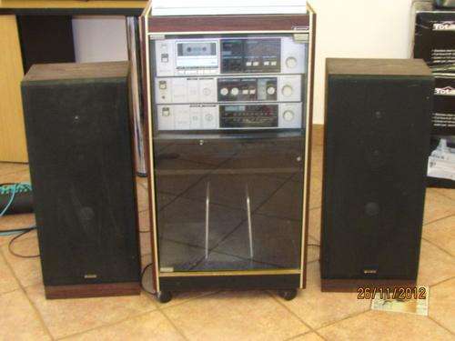 Large HIFI System in Cabinet - COLLECTION ONLY (Jhb SOUTH)