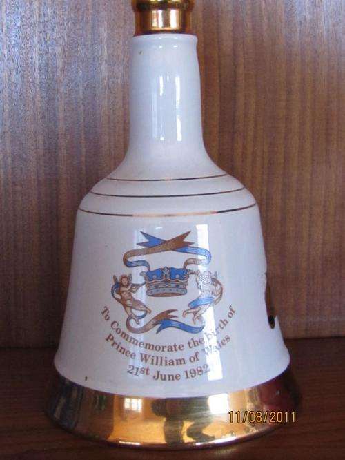Bells Commemorative Porceleine Whisky Decanter: Prince William