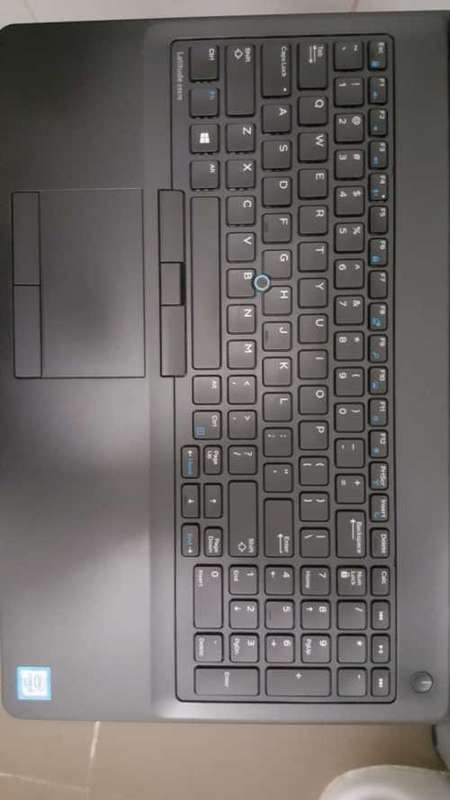 Dell Latitude E5570 i5-6200U 8GB RAM 500GB HDD 15.6" HD Notebook