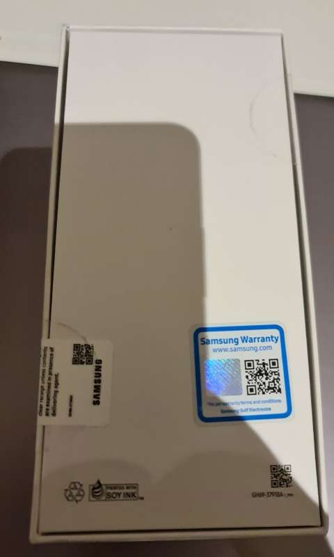 Samsung A71 64 Mega Pixel Smart Phone Quad Camera Dual Sim and open to all networks. Sealed NEW