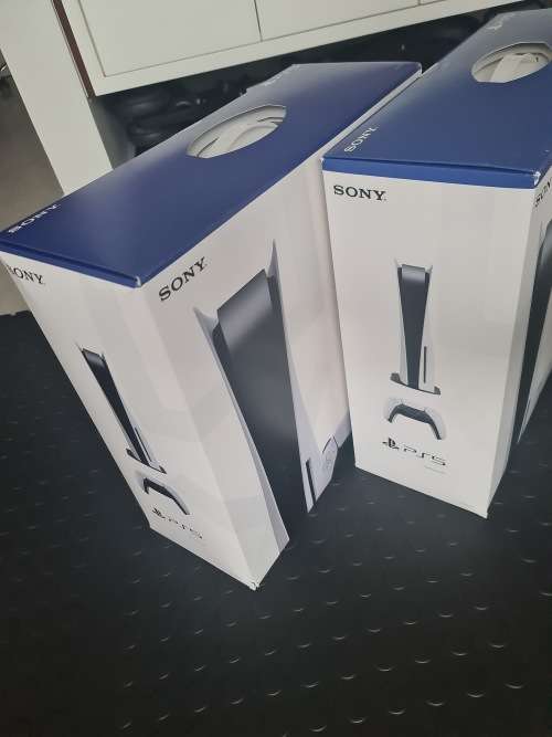 SONY PLAYSTATION PS5 BLURAY DISC VERSION BRAND NEW - SEALED IN STOCK SHIPS SAME DAY