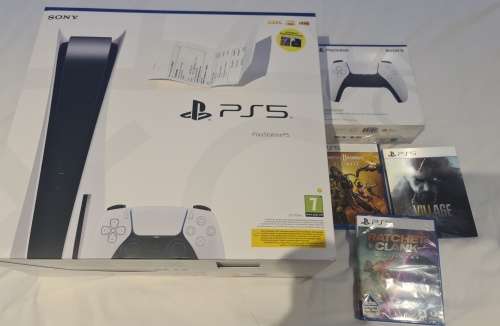 Sony Playstation PS5 Disc Version  STILL BRAND NEW 2 controllers and 3 games under warranty with pop