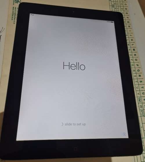 Apple iPad Gen 2 Retina 16GB Wifi Only - Mint condition