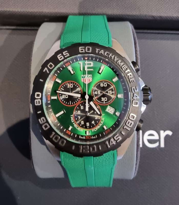 Tag Heuer F1 Chronograpgh 43mm CAZ1010AP.FT8056 2023 GREEN - COMPLETE - MINT!