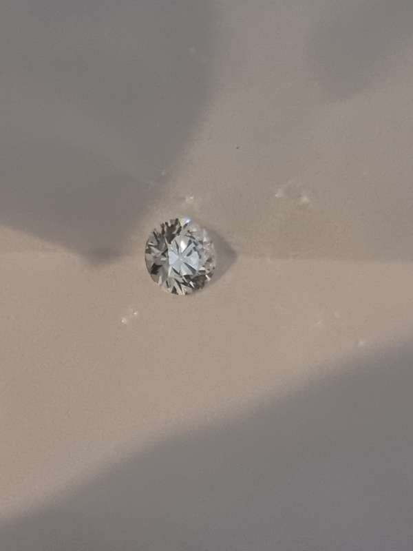 1.52ct Brilliant Round LG Diamond Certified Colour E VS2 Clarity