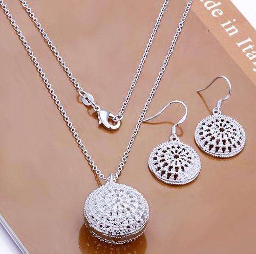 Moon Shape Silver Necklace and Earring set***Value R1329***