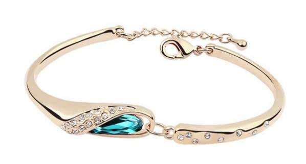 MADE WITH SWAROVSKI ELEMENTS CRYSTAL, 18K Rose Gold plated, with Cubic zirconia, Charm Bracelet