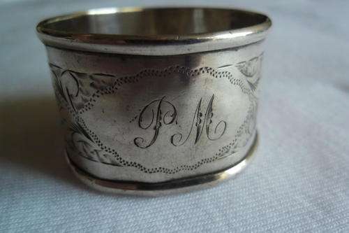HALLMARKED SILVER NAPKIN RING