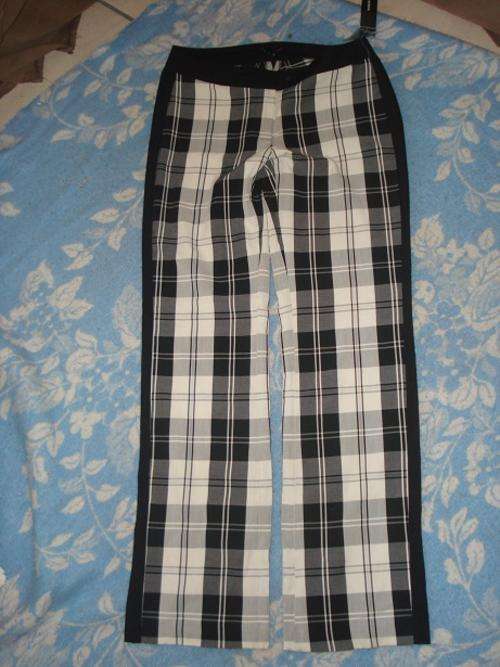 Black and white tartan pants (Size Large)