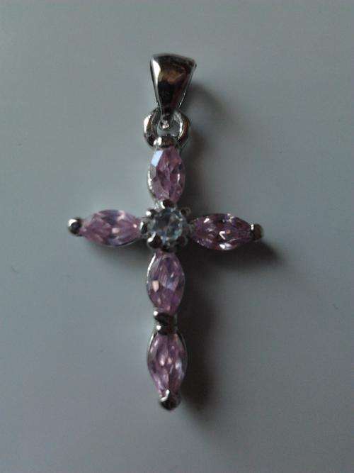 Gorgeous White gold plated Cross, Pink stones!!!