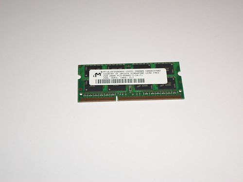 Micron 2 GB PC3-8500 DDR3-1066 1066 MHz Laptop Memory RAM MT16JSF25