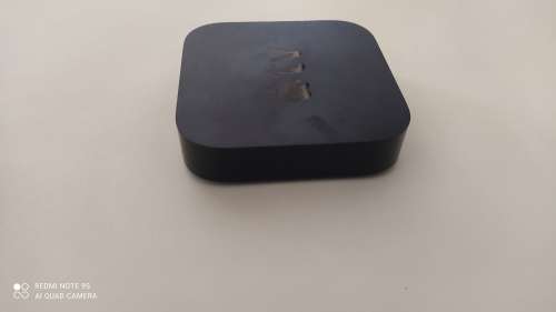 Bargain***Apple TV***2nd Gen Apple TV in good condiion***Low Low shippng